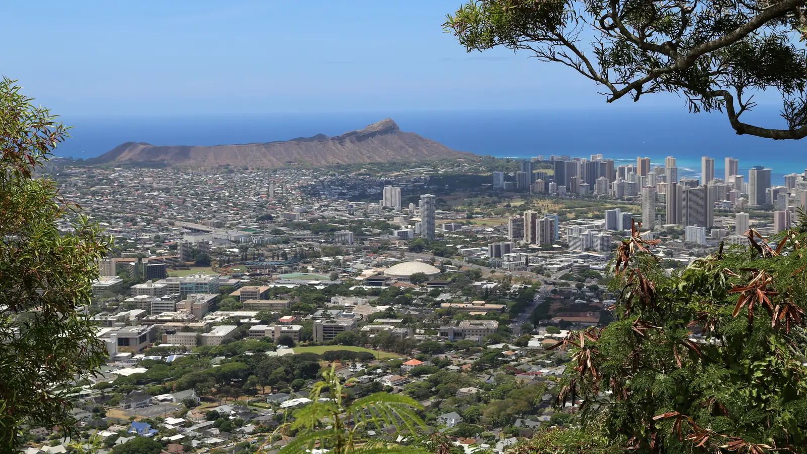 Waikiki and Diamond Head on Oahu, Hawaii, seen from Tantalus Road.